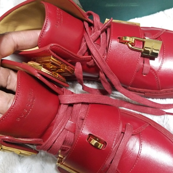 Women Buscemi - Picture 8 of 8